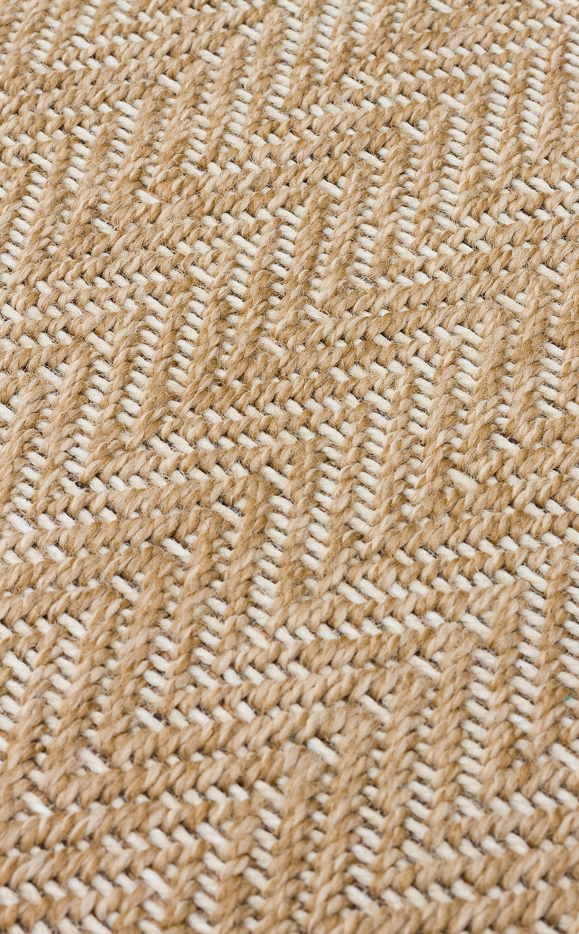 VNT_02_Natural_White