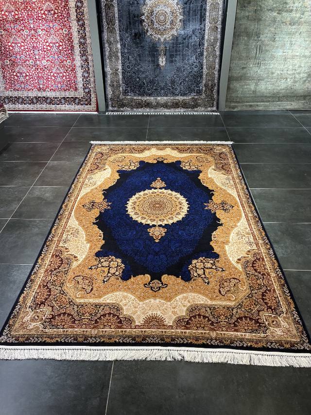 Tarz Halı Lacivert Madalyon