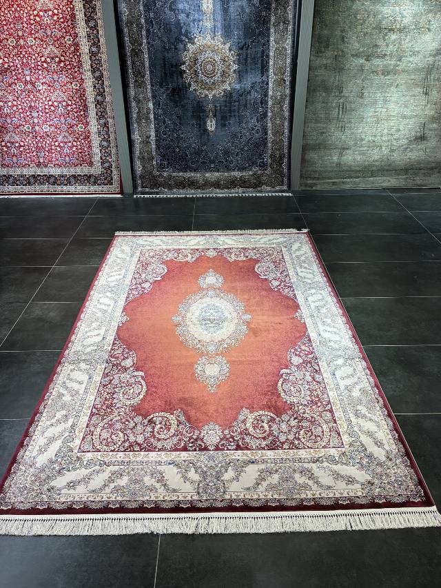 Tarz Halı Yakut