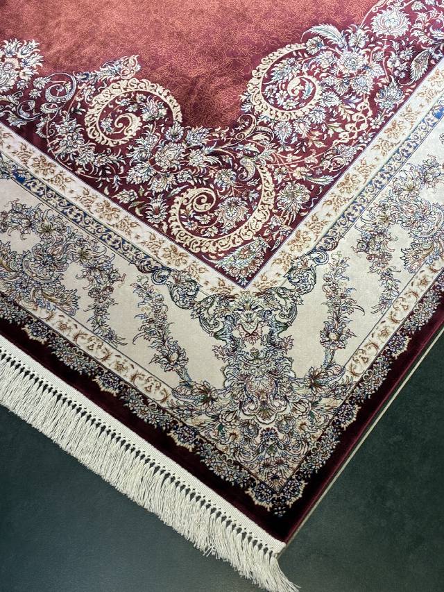 Tarz Halı Yakut