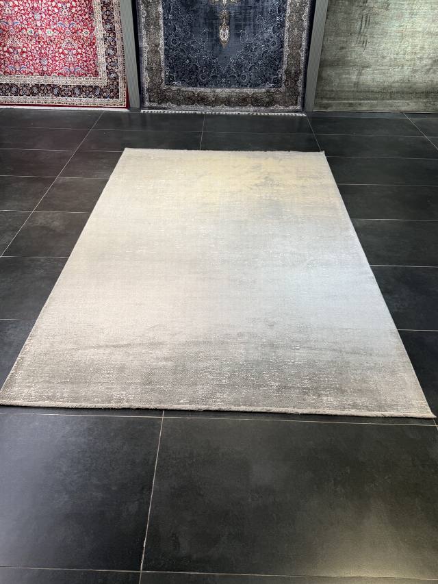 Tarz Halı Gümüş Kül