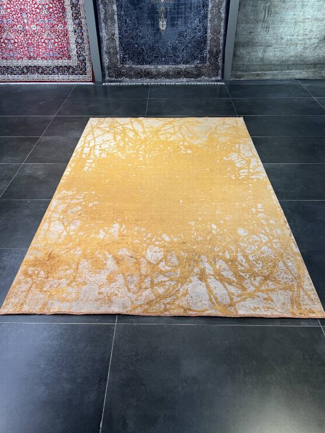 Tarz Halı Safran İz