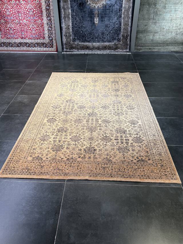 Tarz Halı Fildişi Miras