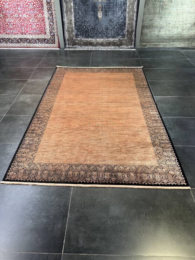 Tarz Halı Bakır Çerçeve