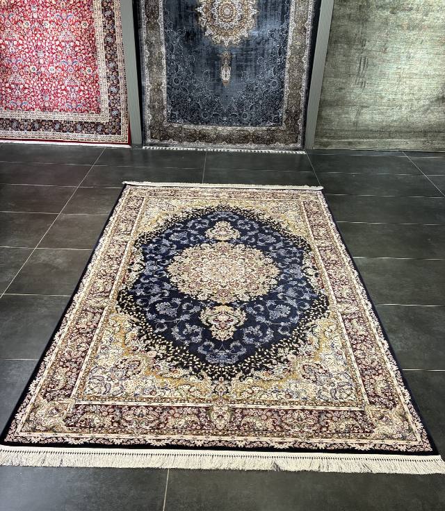 Tarz Halı Safir