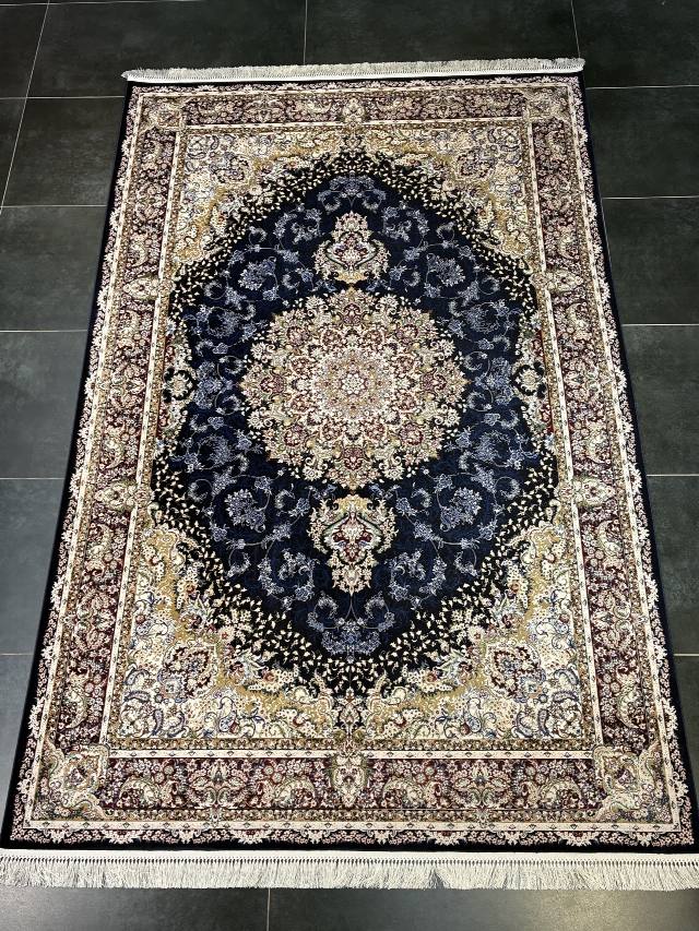 Tarz Halı Safir