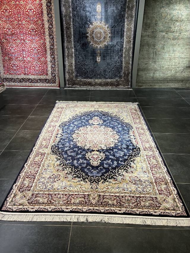 Tarz Halı Safir