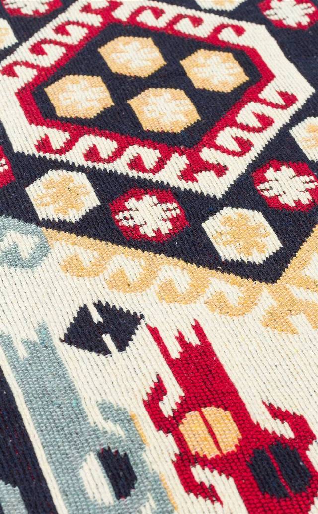 ARYA AR 30 RED  Yıkanabilir Çift Taraflı Modern Desenli Dokuma Kilim