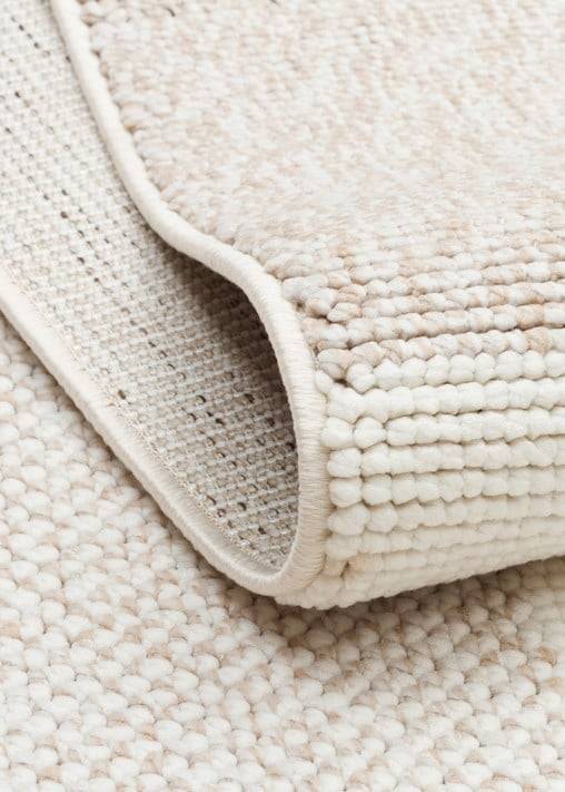 OSLO OSL 07 BEIGE  Hav Vermeyen İpler ile Üretilen Yumuşak Tuşeli Örgü Dokuma Modern Makine Halısı