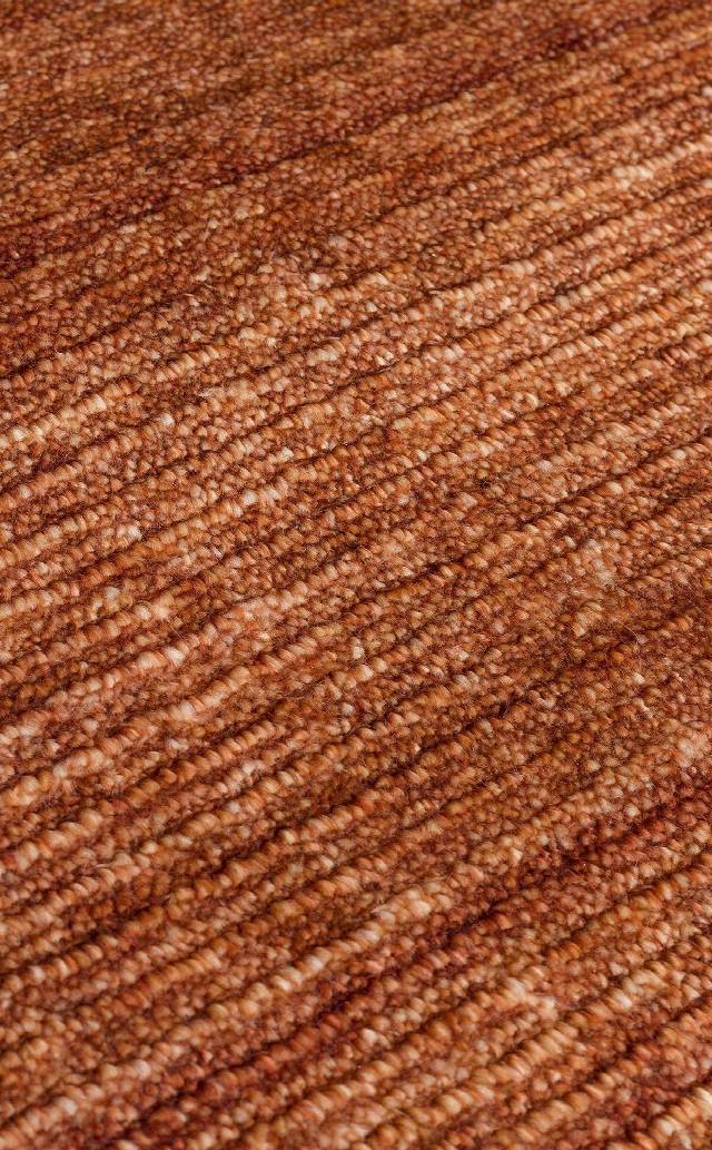 GESSI GES PLAIN TERRACOTTA  Özel Hav Vermeyen ve Kolay Temizlenebilir Tencel Kullanılarak El Emeği ile Özel Tezgahlarda Üretilen Modern Kara Tezgah Halısı