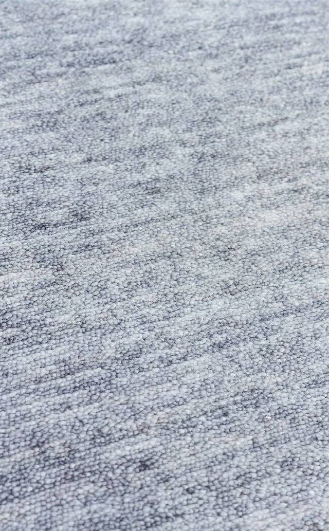 TAFTAN TF PLAIN L.GREY  Pakistan Overdyed Tarzı Özel Hav Vermeyen ve El Emeği ile Özel Tezgahlarda Üretilen Uşak Halısı