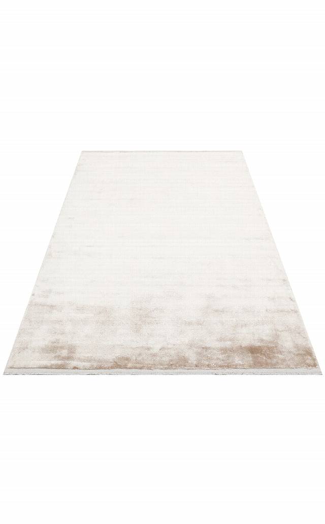 VELVET VT PLAIN BEIGE TN  Düz Renk El Emeği ile Özel Tezgahlarda Üretilen Viskon Uşak Halısı