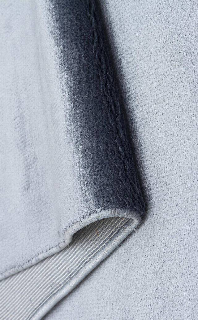 VELVET VT PLAIN MARINE  Düz Renk El Emeği ile Özel Tezgahlarda Üretilen Viskon Uşak Halısı