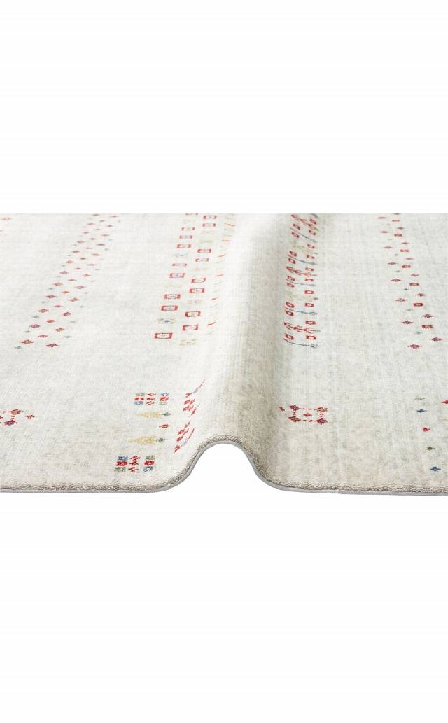 ZARA ZR 06 BEIGE  Otantik Desenli Özel Hav Vermeyen ve Kolay Temizlenebilir Tensel Kullanılarak El Emeği ile Özel Tezgahlarda Üretilen Modern Uşak Halısı