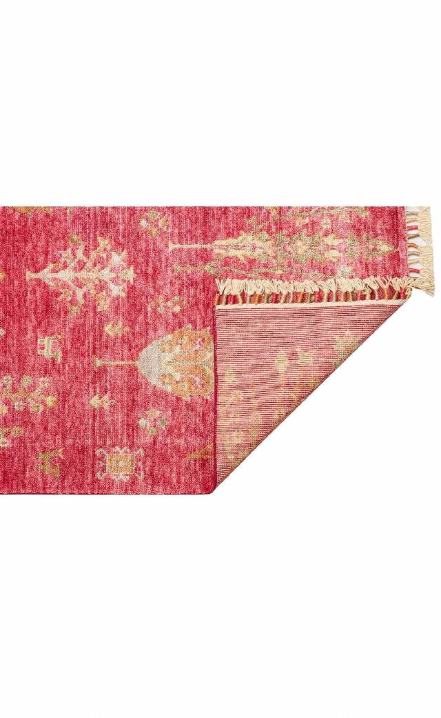 ZARA ZR 08 RED AUTUMN  Otantik Desenli Özel Hav Vermeyen ve Kolay Temizlenebilir Tensel Kullanılarak El Emeği ile Özel Tezgahlarda Üretilen Modern Uşak Halısı