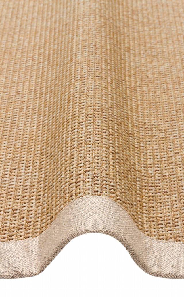 VENTURA SISAL VNT 2702 GOLD BRD BEIGE  İç ve Dış Mekan Kullanımına Uygun Hav Vermeyen Kolay Temizlenebilir Sisal Görünümlü Halı