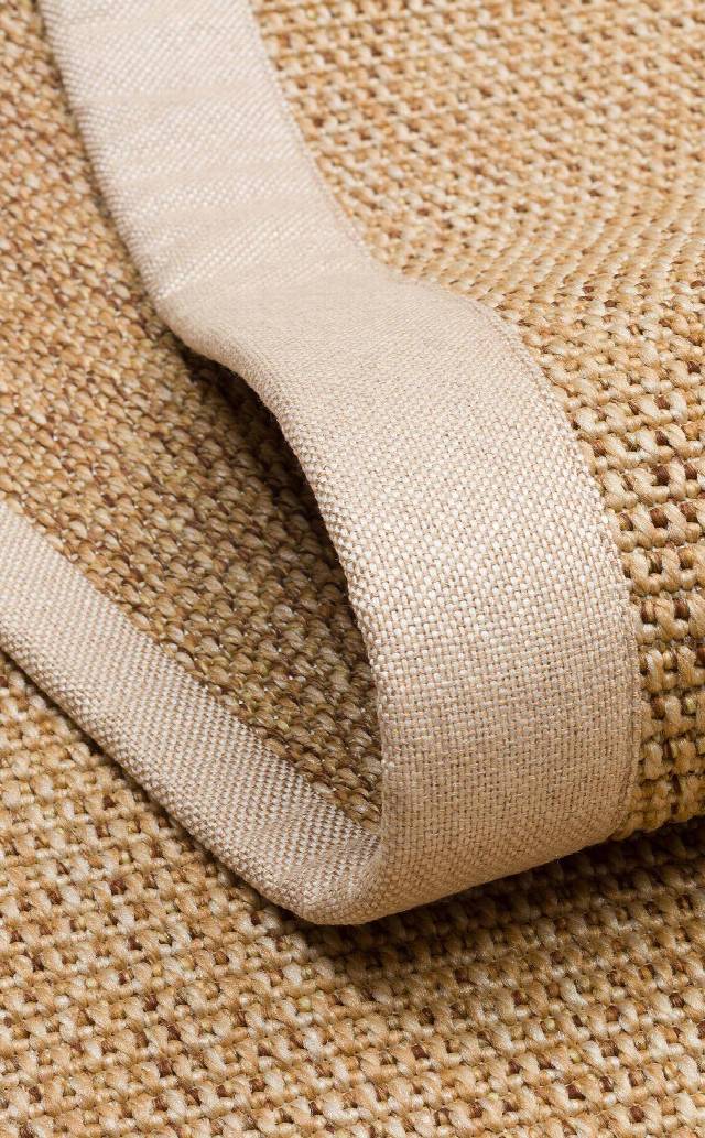 VENTURA SISAL VNT 2702 GOLD BRD BEIGE  İç ve Dış Mekan Kullanımına Uygun Hav Vermeyen Kolay Temizlenebilir Sisal Görünümlü Halı
