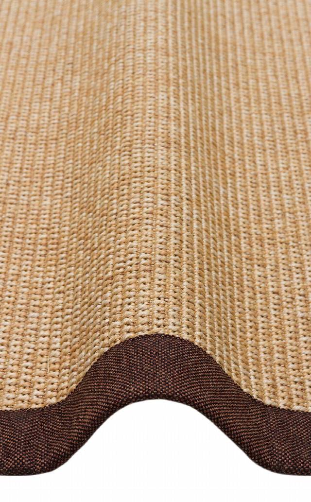 VENTURA SISAL VNT 2702 GOLD BRD BROWN MIX  İç ve Dış Mekan Kullanımına Uygun Hav Vermeyen Kolay Temizlenebilir Sisal Görünümlü Halı