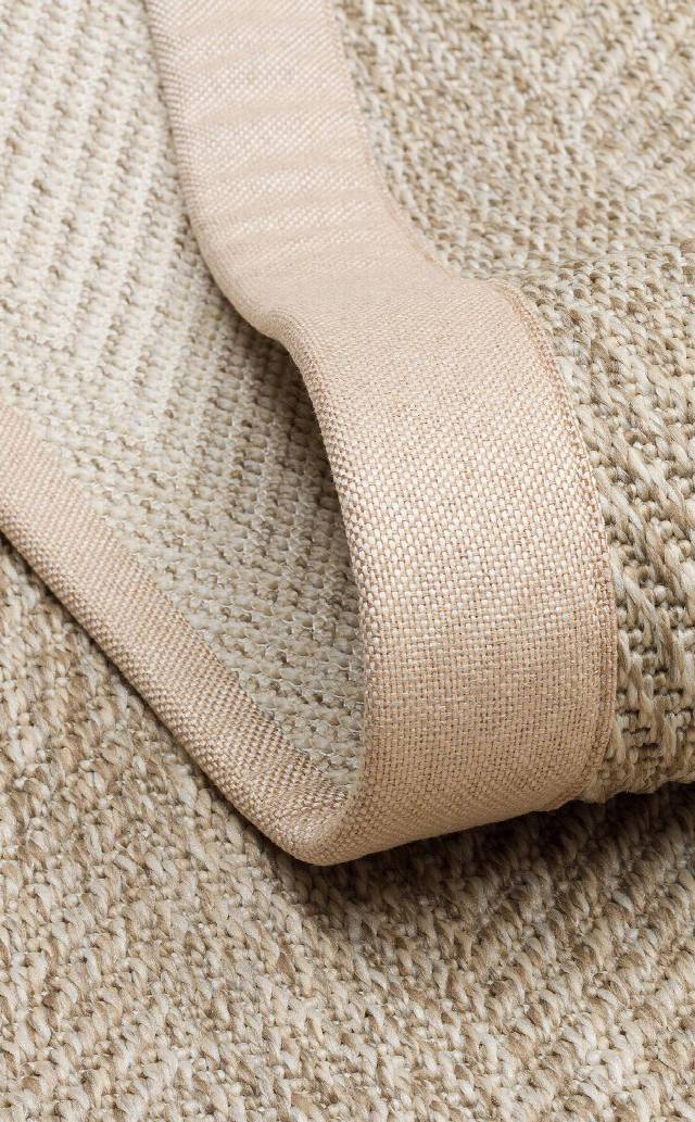 VENTURA SISAL VNT 2704 L.BEIGE BRD BEIGE  İç ve Dış Mekan Kullanımına Uygun Hav Vermeyen Kolay Temizlenebilir Sisal Görünümlü Halı