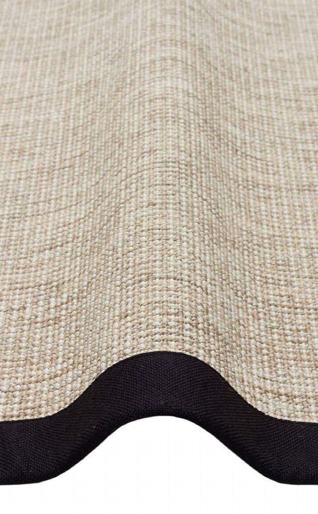 VENTURA VNT 2703 L.BEIGE BRD BLACK  İç ve Dış Mekan Kullanımına Uygun Hav Vermeyen Kolay Temizlenebilir Sisal Görünümlü Halı