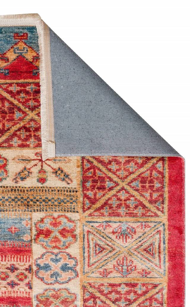 ANTIQUE ATK 04 MULTY  Kolay kullanımlı Kaymaz Karabağ ve Antik Desenlere Sahip Yıkanabilir Makine Halısı