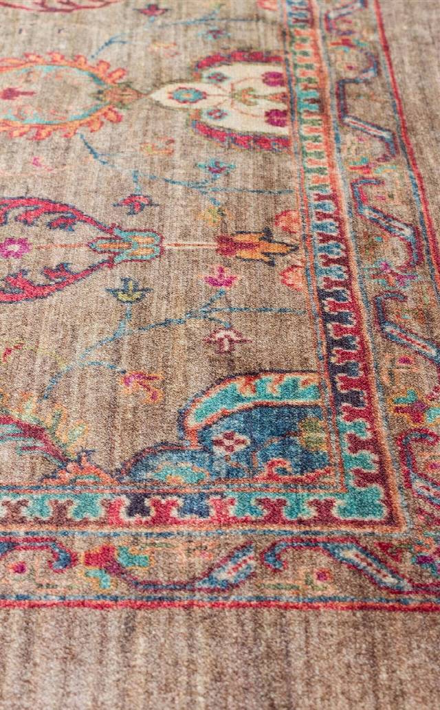 ANTIQUE ATK 07 OLIVE  Kolay kullanımlı Kaymaz Karabağ ve Antik Desenlere Sahip Yıkanabilir Makine Halısı