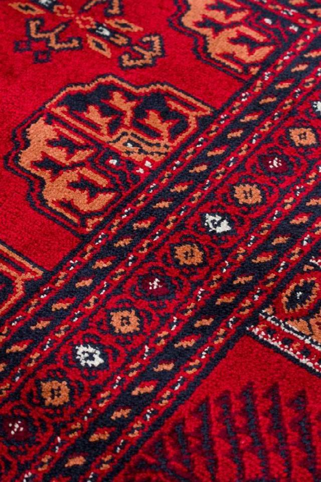 HERAT HER 03 RED  Afgan Desenli Viskon Sıkı Dokuma Kaymaz Tabanlı İnce Makine Halısı