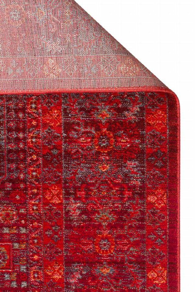 PIETRA PTA 20 RED  Sıcak Renk Tonlarını Etnik Desenler ile Buluşturan Yumuşak Tuşeli Makine Halısı