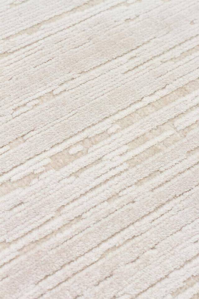 SIERRA SR 01 BEIGE WHITE  Yüksek Alçak Oyma Dokuya Sahip Sık Dokuma Modern Salon Halısı